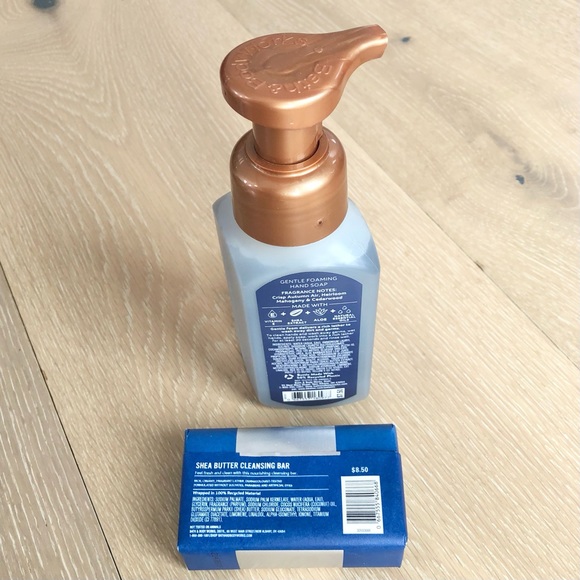 ⭐️Bath & Body Works⭐️Flannel Gentle Foaming Hand Soap Ocean Shea Butter Bar Soap - Picture 5 of 10
